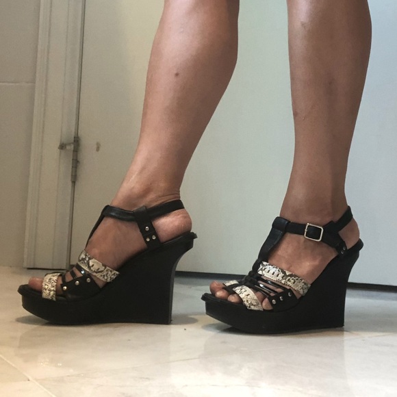 Platform Sandals, “Call it Spring” - Picture 6 of 8